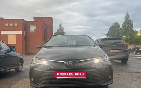 Toyota Corolla, 2021 год, 2 250 000 рублей, 2 фотография