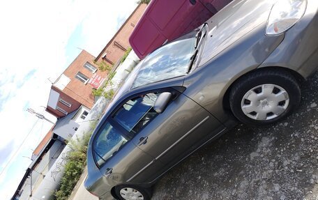 Toyota Corolla, 2005 год, 490 000 рублей, 2 фотография