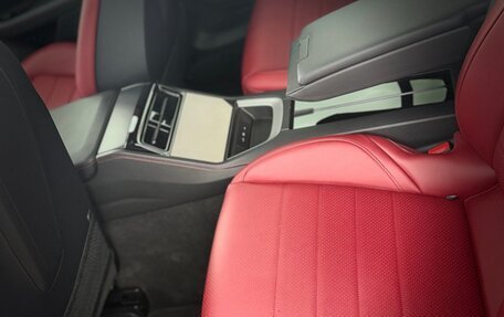 Porsche Panamera, 2024 год, 17 300 000 рублей, 11 фотография
