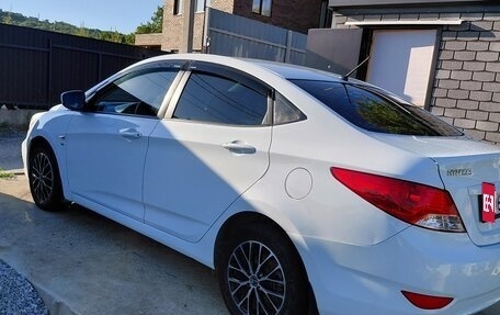 Hyundai Solaris II рестайлинг, 2013 год, 790 000 рублей, 2 фотография