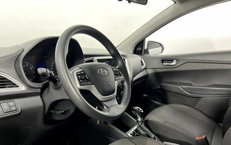 Hyundai Solaris II рестайлинг, 2021 год, 1 550 000 рублей, 10 фотография