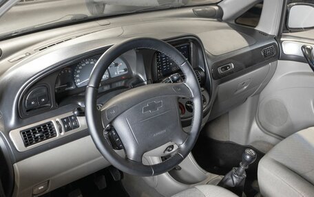 Chevrolet Rezzo, 2007 год, 345 400 рублей, 5 фотография