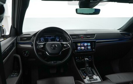 Skoda Superb III рестайлинг, 2020 год, 3 999 999 рублей, 6 фотография