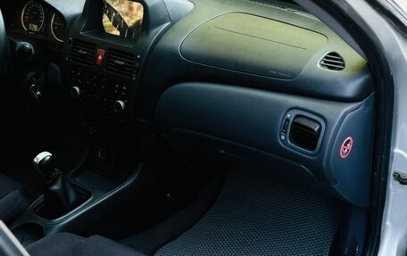 Nissan Almera, 2005 год, 310 000 рублей, 10 фотография
