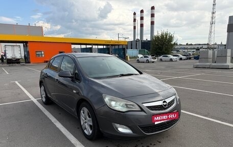 Opel Astra J, 2011 год, 560 000 рублей, 5 фотография