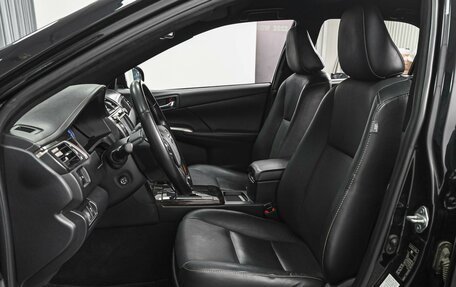 Toyota Camry, 2015 год, 2 333 000 рублей, 10 фотография