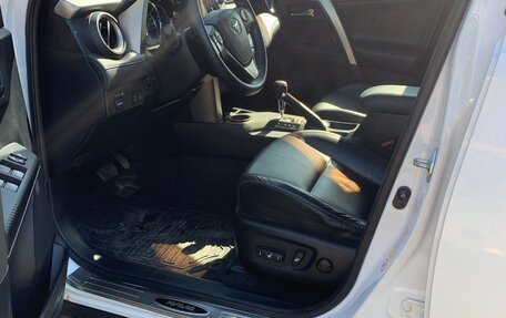 Toyota RAV4, 2012 год, 2 250 000 рублей, 9 фотография
