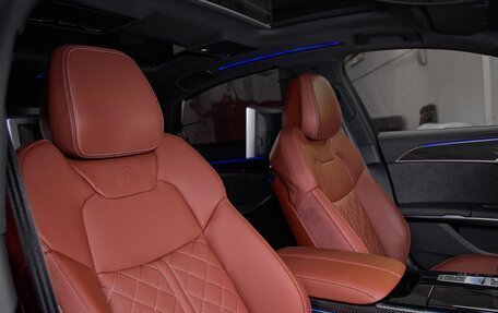 Audi A8, 2025 год, 15 975 000 рублей, 15 фотография