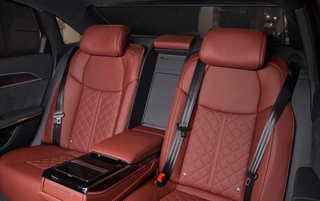 Audi A8, 2025 год, 15 975 000 рублей, 28 фотография