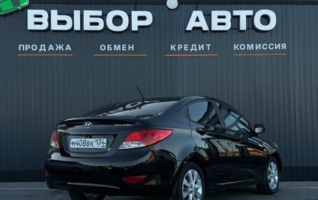 Hyundai Solaris II рестайлинг, 2012 год, 730 000 рублей, 2 фотография
