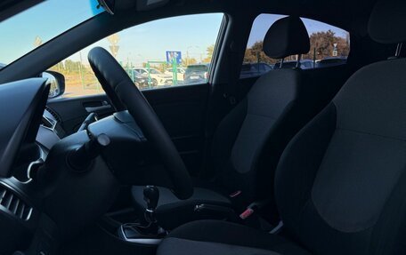 Hyundai Solaris II рестайлинг, 2012 год, 730 000 рублей, 8 фотография