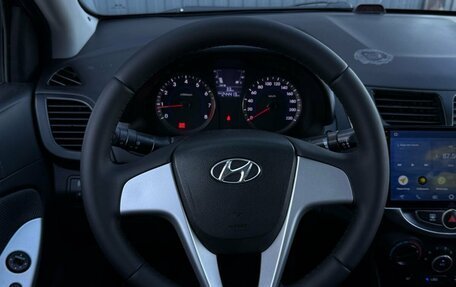 Hyundai Solaris II рестайлинг, 2012 год, 730 000 рублей, 11 фотография