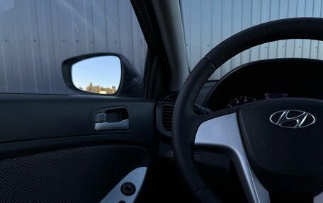 Hyundai Solaris II рестайлинг, 2012 год, 730 000 рублей, 20 фотография