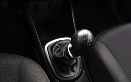 KIA Rio III рестайлинг, 2016 год, 899 000 рублей, 17 фотография