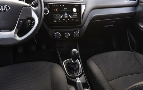 KIA Rio III рестайлинг, 2016 год, 899 000 рублей, 18 фотография