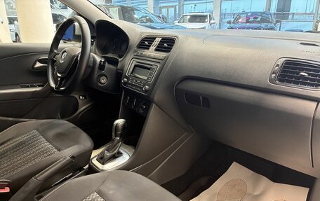 Volkswagen Polo VI (EU Market), 2015 год, 1 349 900 рублей, 7 фотография