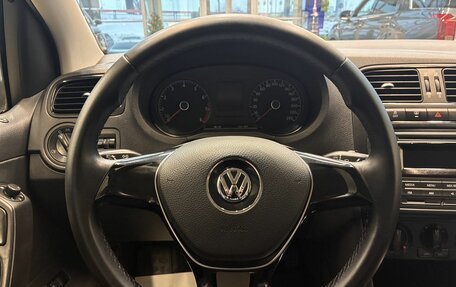 Volkswagen Polo VI (EU Market), 2015 год, 1 349 900 рублей, 10 фотография