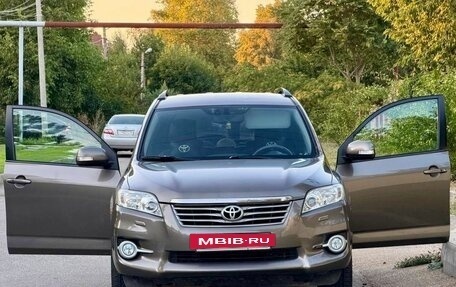 Toyota RAV4, 2011 год, 1 550 000 рублей, 4 фотография
