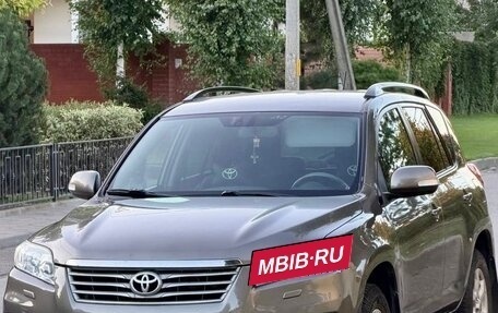 Toyota RAV4, 2011 год, 1 550 000 рублей, 2 фотография