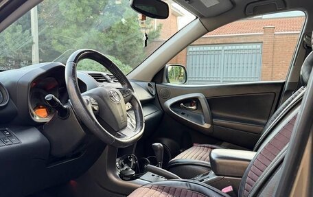 Toyota RAV4, 2011 год, 1 550 000 рублей, 12 фотография