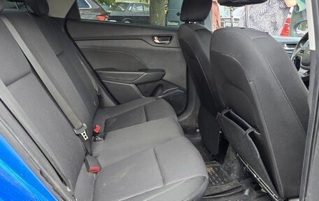 Hyundai Solaris II рестайлинг, 2018 год, 896 000 рублей, 13 фотография