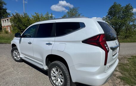 Mitsubishi Pajero Sport III рестайлинг, 2020 год, 3 500 000 рублей, 5 фотография