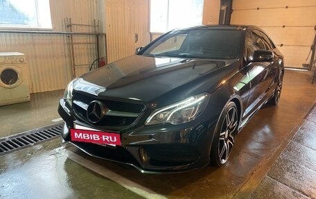 Mercedes-Benz E-Класс, 2014 год, 2 400 000 рублей, 14 фотография