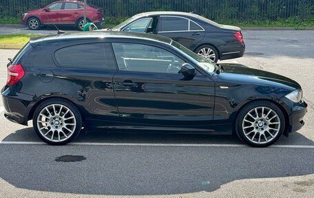 BMW 1 серия, 2011 год, 835 000 рублей, 8 фотография