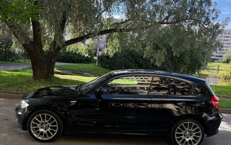 BMW 1 серия, 2011 год, 835 000 рублей, 19 фотография