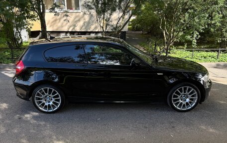 BMW 1 серия, 2011 год, 835 000 рублей, 17 фотография