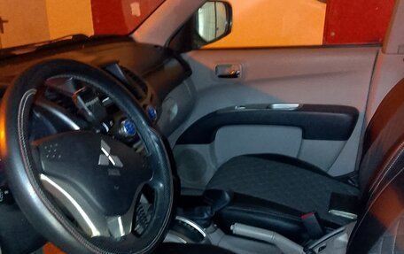 Mitsubishi L200 IV рестайлинг, 2008 год, 1 450 000 рублей, 7 фотография