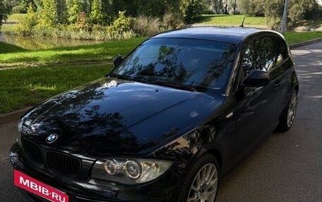 BMW 1 серия, 2011 год, 835 000 рублей, 20 фотография