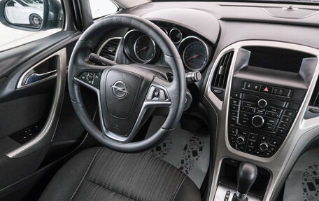 Opel Astra J, 2011 год, 749 000 рублей, 10 фотография