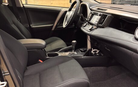 Toyota RAV4, 2016 год, 2 540 000 рублей, 11 фотография