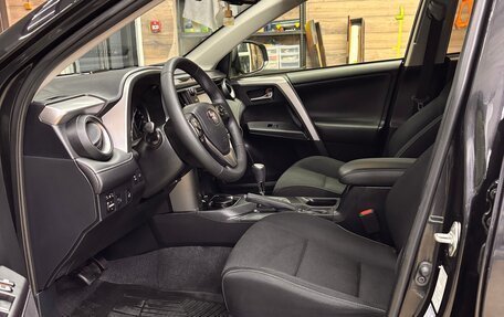 Toyota RAV4, 2016 год, 2 540 000 рублей, 17 фотография