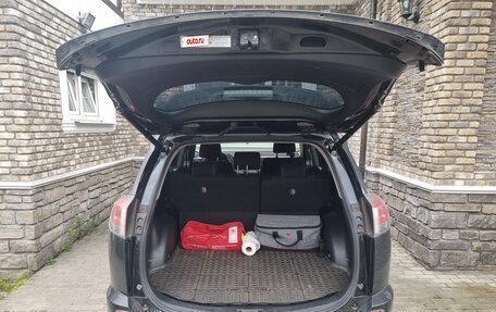 Toyota RAV4, 2016 год, 2 540 000 рублей, 24 фотография