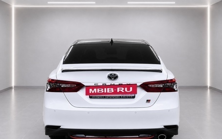 Toyota Camry, 2022 год, 3 150 000 рублей, 3 фотография