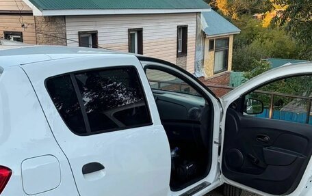 Renault Sandero II рестайлинг, 2018 год, 800 000 рублей, 3 фотография