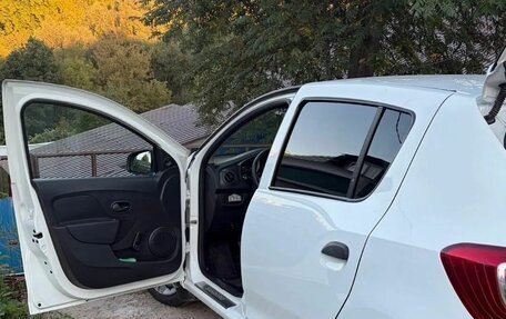 Renault Sandero II рестайлинг, 2018 год, 800 000 рублей, 5 фотография
