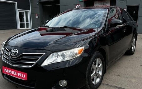 Toyota Camry, 2010 год, 1 250 000 рублей, 2 фотография