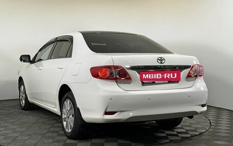 Toyota Corolla, 2011 год, 990 000 рублей, 5 фотография