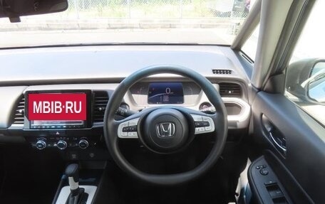 Honda Fit, 2022 год, 1 100 000 рублей, 11 фотография