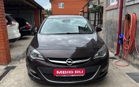 Opel Astra J, 2014 год, 850 000 рублей, 4 фотография