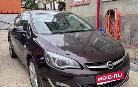 Opel Astra J, 2014 год, 850 000 рублей, 3 фотография