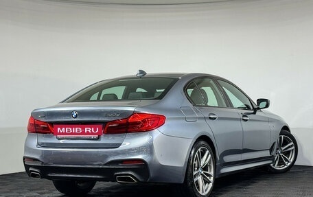 BMW 5 серия, 2018 год, 2 997 000 рублей, 2 фотография