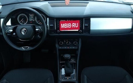 Skoda Kodiaq I, 2022 год, 3 388 544 рублей, 5 фотография