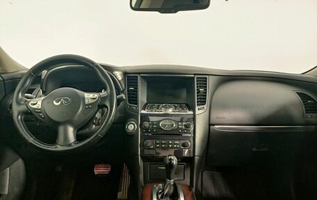 Infiniti FX II, 2010 год, 1 599 000 рублей, 13 фотография
