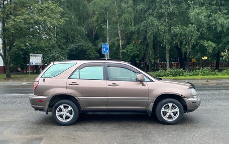 Lexus RX IV рестайлинг, 1999 год, 525 000 рублей, 4 фотография
