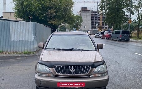 Lexus RX IV рестайлинг, 1999 год, 525 000 рублей, 2 фотография