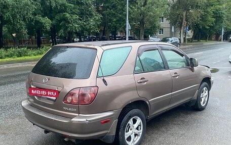 Lexus RX IV рестайлинг, 1999 год, 525 000 рублей, 5 фотография